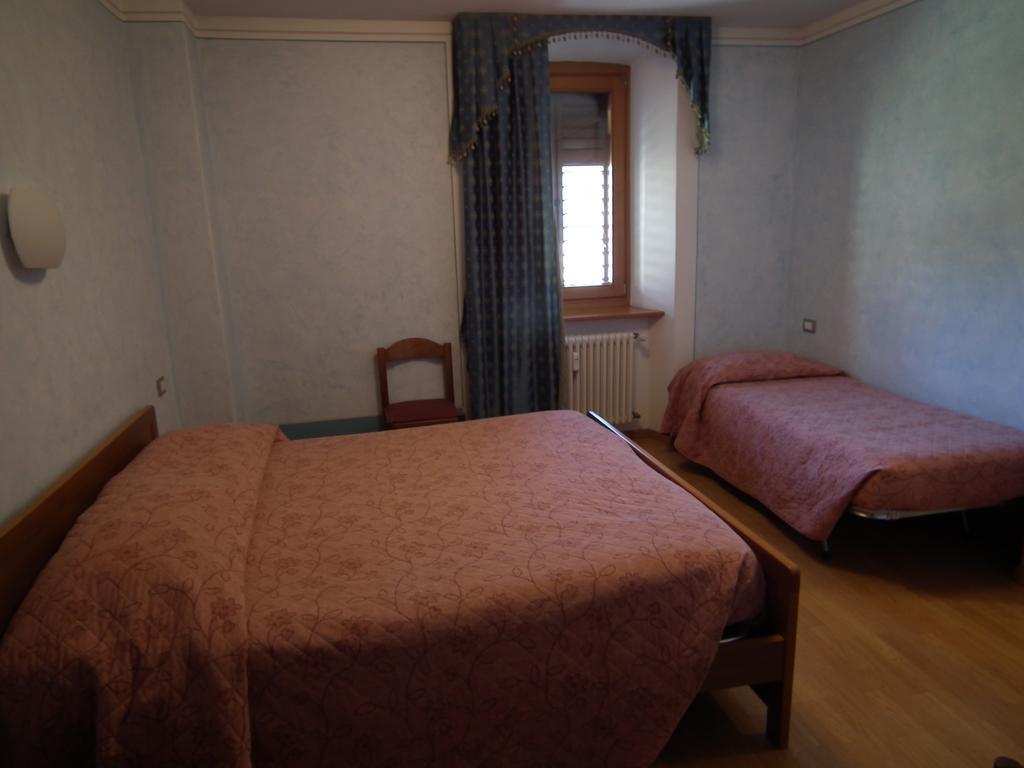B&B Leonardi Monclassico Habitación foto